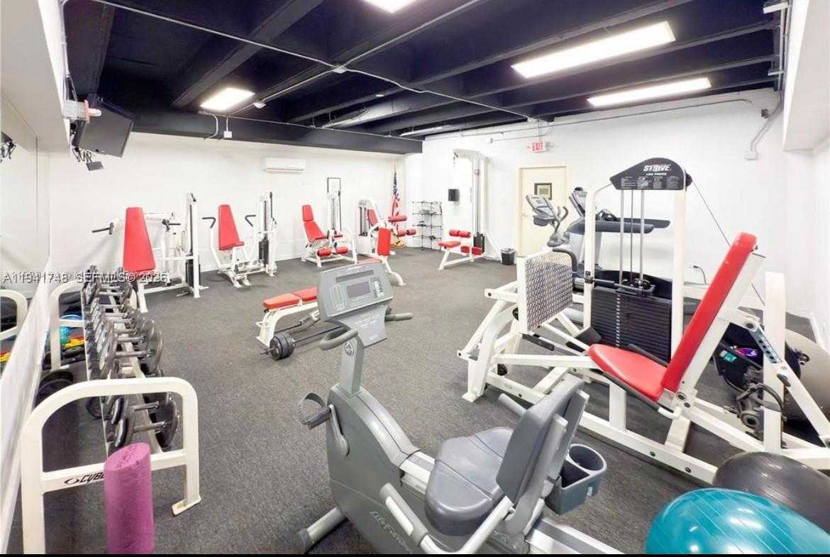 Small Image of 700 BILTMORE WAY #1112, Coral Gables Number 4