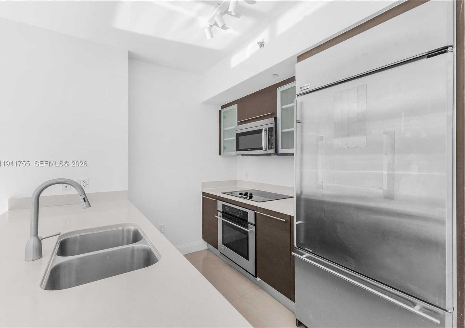 Small Image of 55 SOUTH EAST 6 ST #1202, Miami Number 11