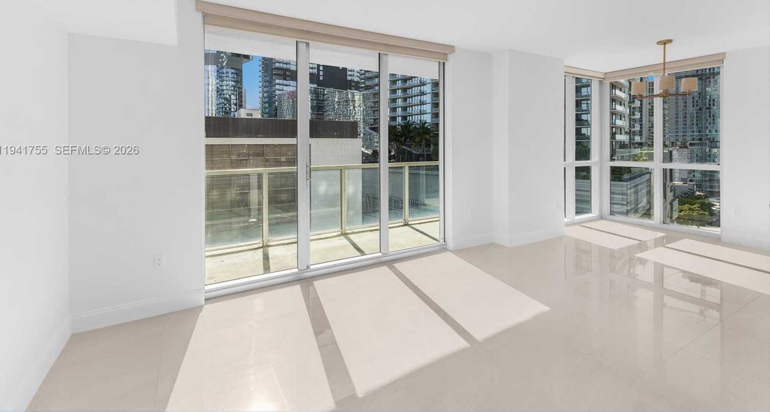 Small Image of 55 SOUTH EAST 6 ST #1202, Miami Number 12