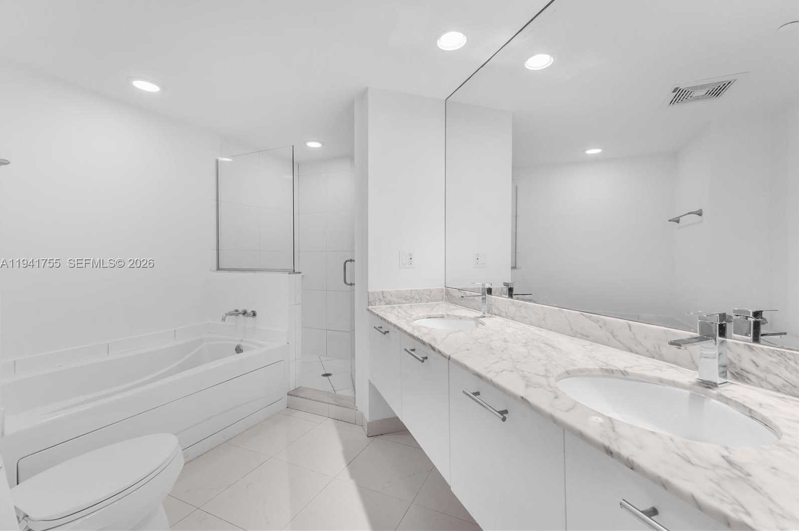 Small Image of 55 SOUTH EAST 6 ST #1202, Miami Number 19