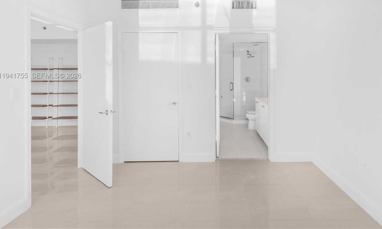 Small Image of 55 SOUTH EAST 6 ST #1202, Miami Number 22