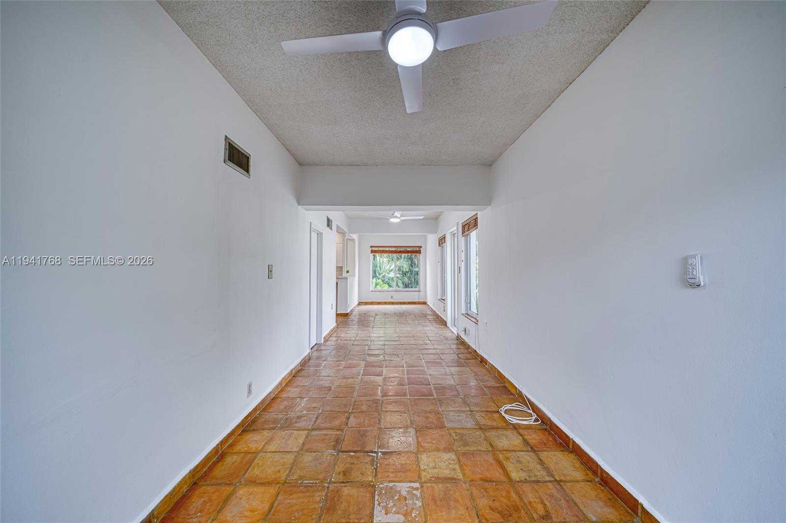 Small Image of 104 SANTANDER AVE, Coral Gables Number 17