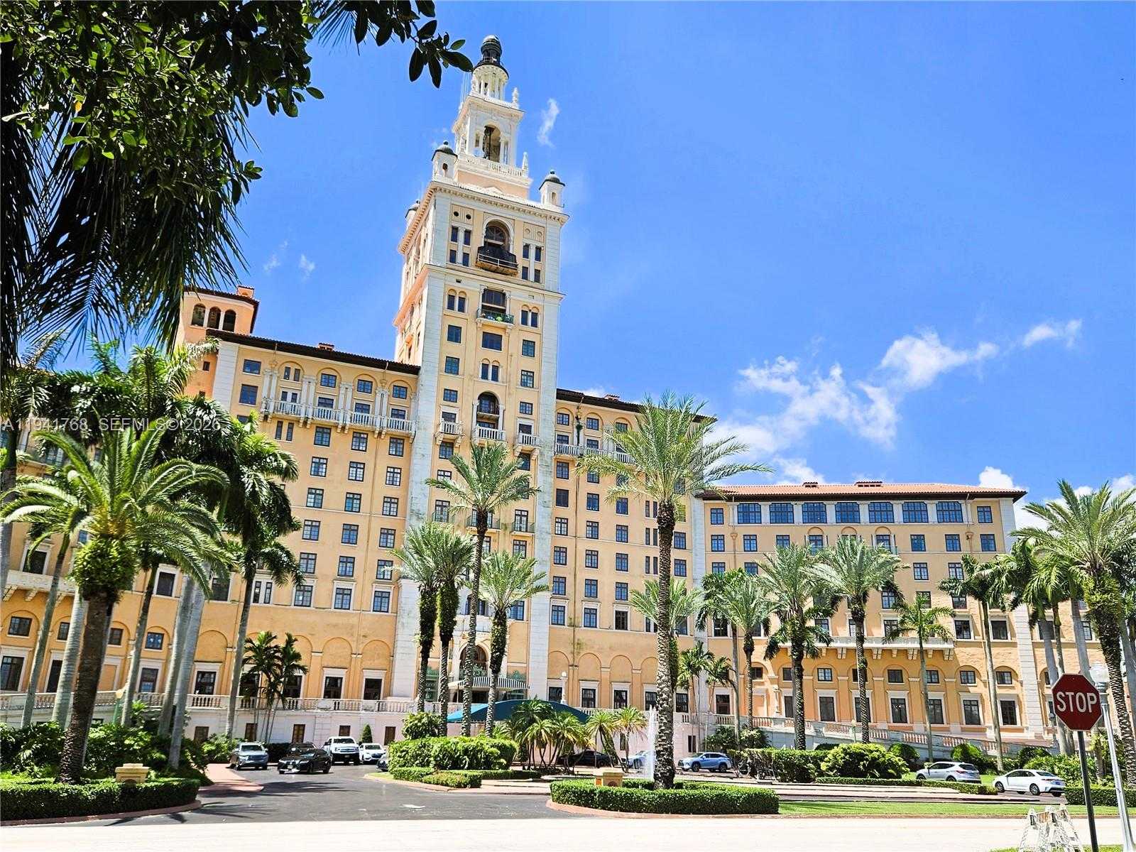 Small Image of 104 SANTANDER AVE, Coral Gables Number 46