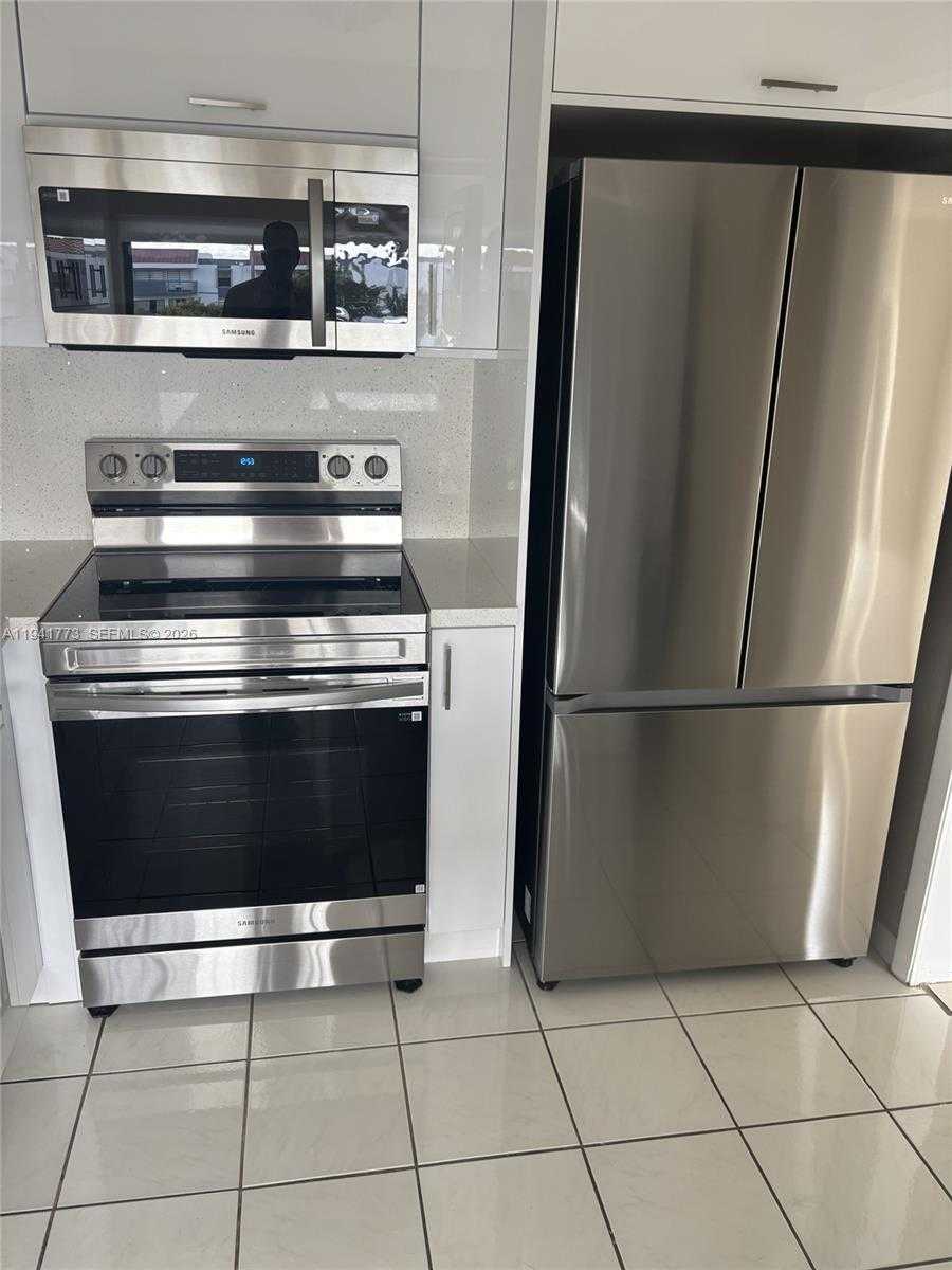 Small Image of 5800 SOUTH WEST 127TH AVE #2403, Miami Number 12