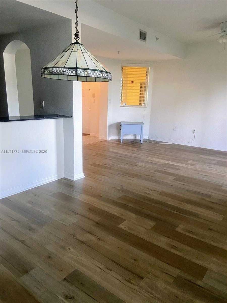 Small Image of 8933 NORTH WEST 107TH CT #102, Doral Number 19