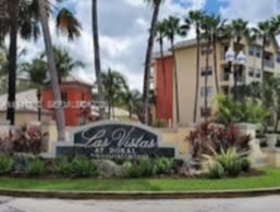 Small Image of 8290 LAKE DR #408, Doral Number 3