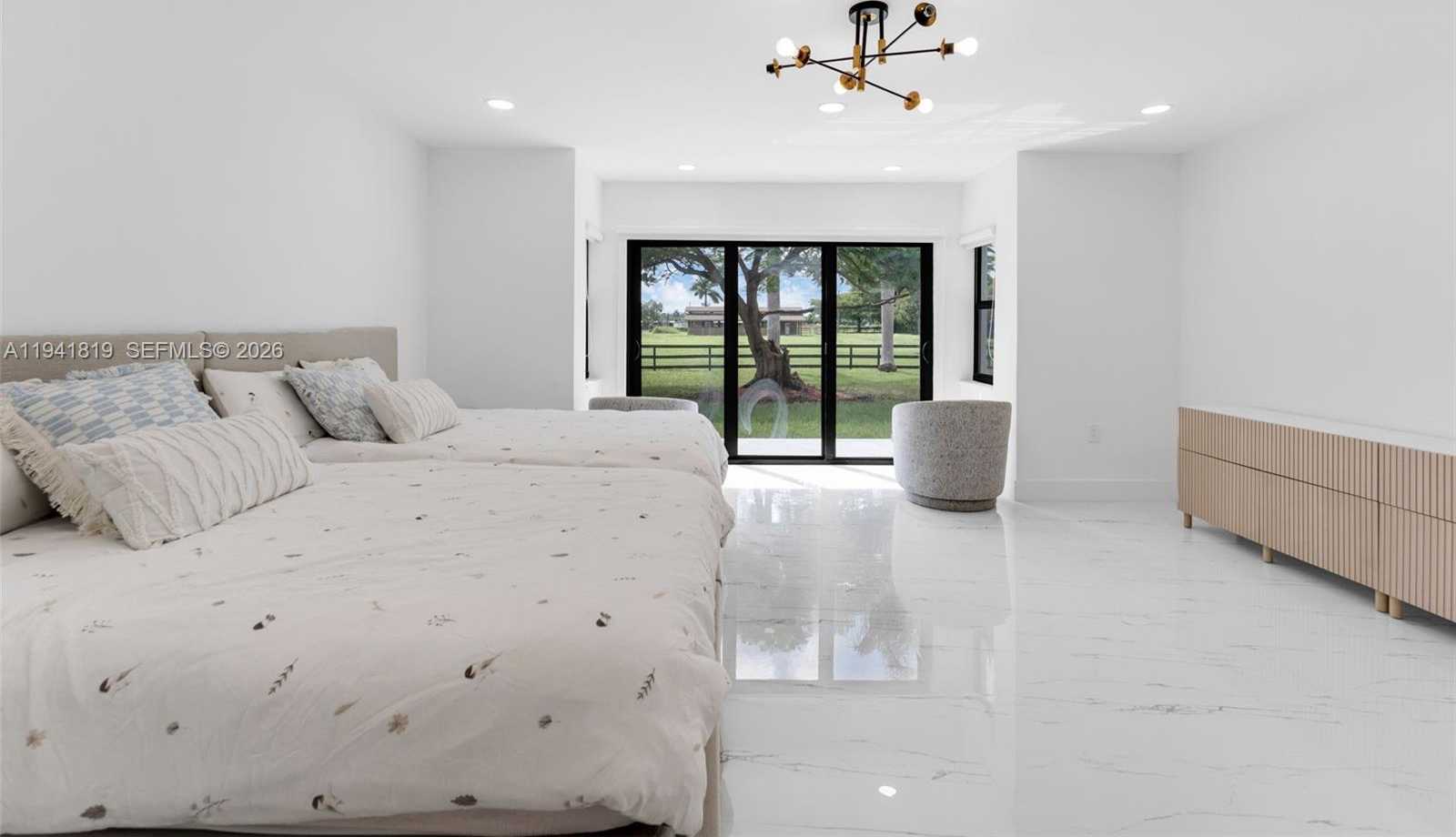 Small Image of 14300 SOUTH WEST 192ND ST, Miami Number 12