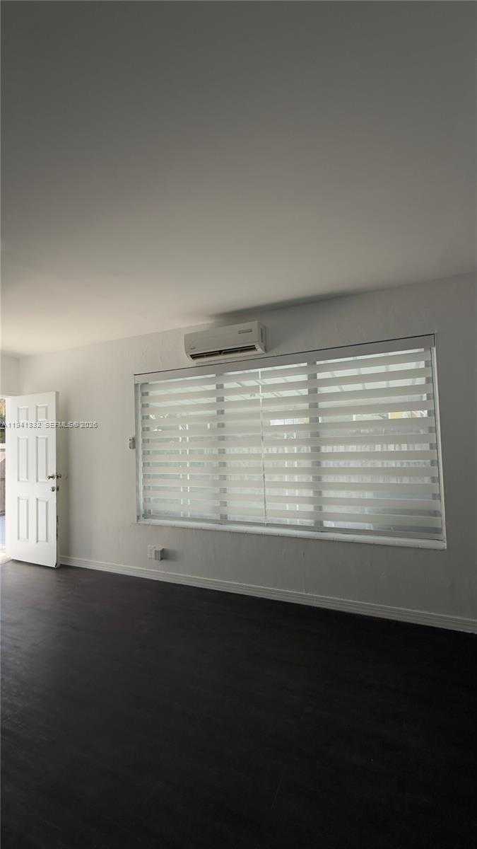 Small Image of 2000 SOUTH WEST 13TH ST, Miami Number 10