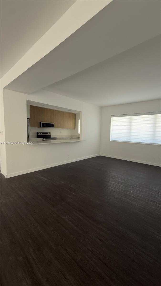 Small Image of 2000 SOUTH WEST 13TH ST, Miami Number 11