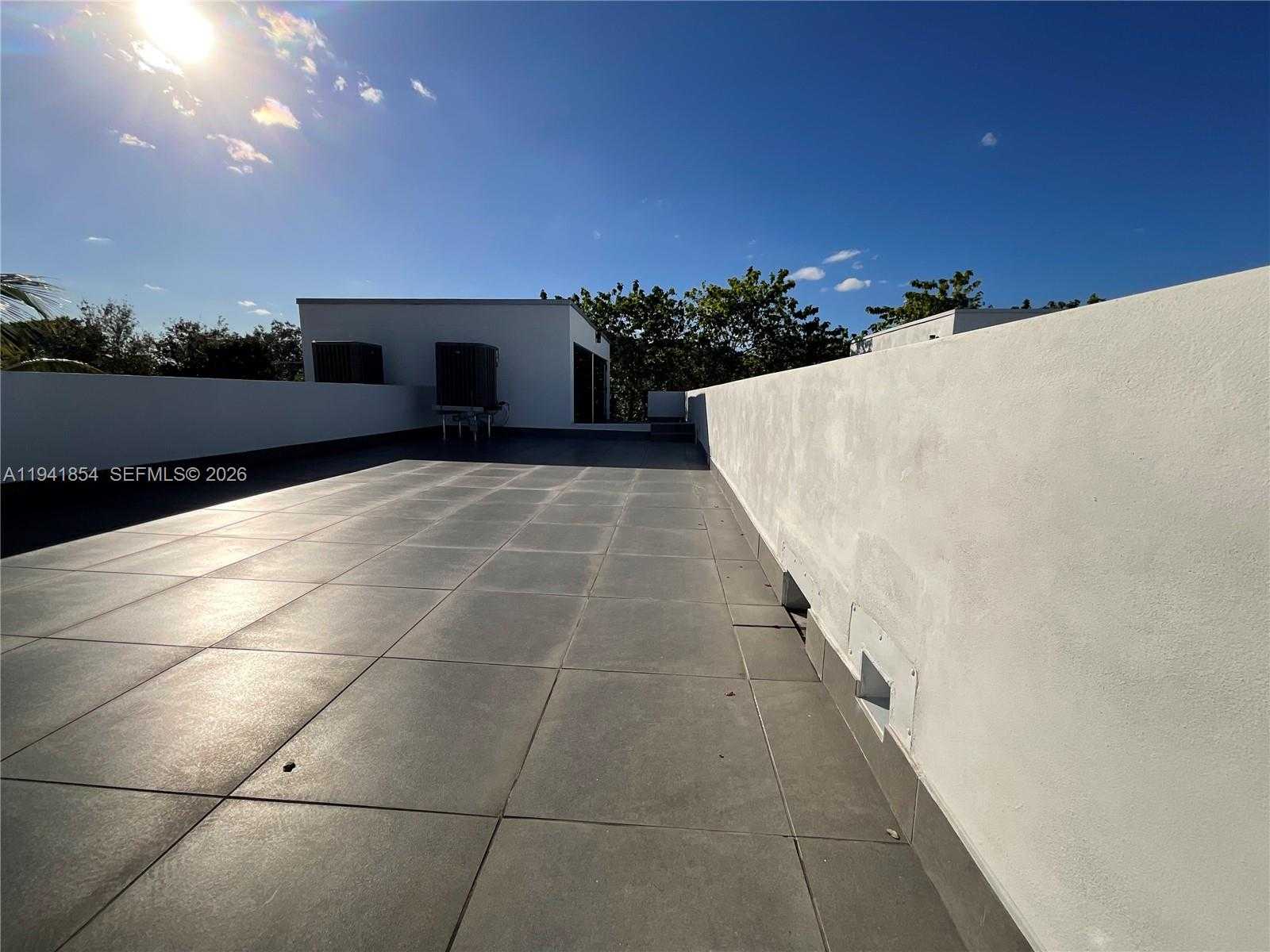 Small Image of 3376 PERRY FROW DR #A, Miami Number 26