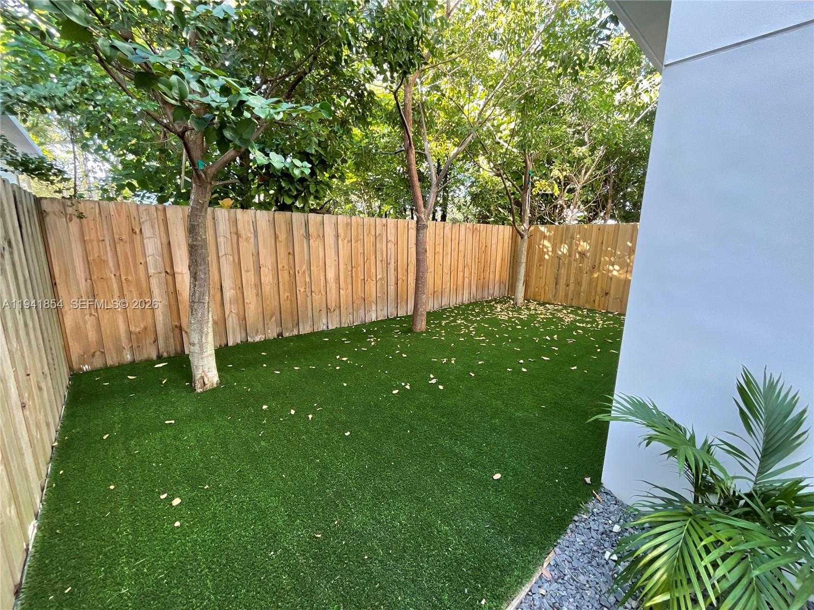 Small Image of 3376 PERRY FROW DR #A, Miami Number 5