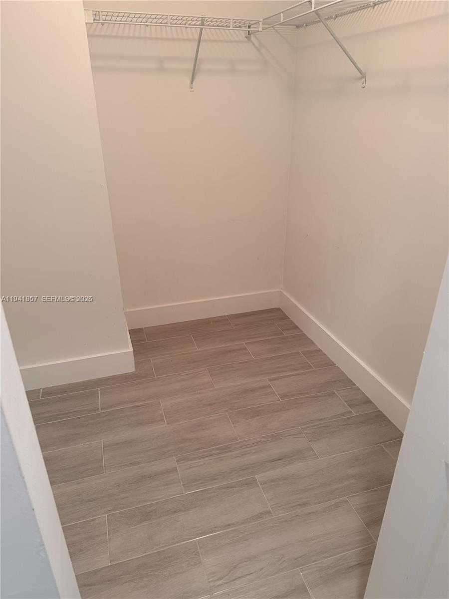 Small Image of 1250 SOUTH MIAMI AVE #1813, Miami Number 11