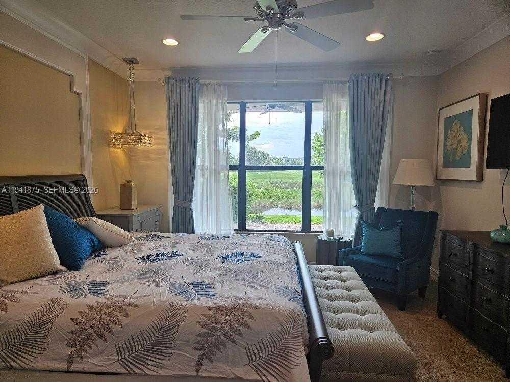 Small Image of 10226 AKENSIDE DR, Boca Raton Number 12