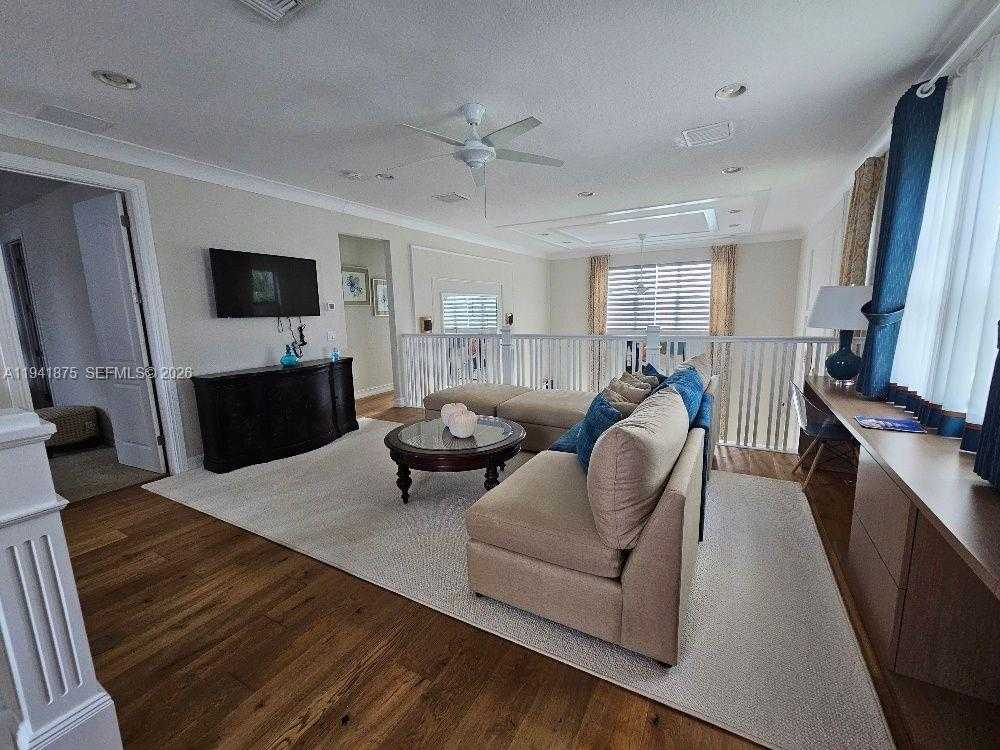 Small Image of 10226 AKENSIDE DR, Boca Raton Number 16