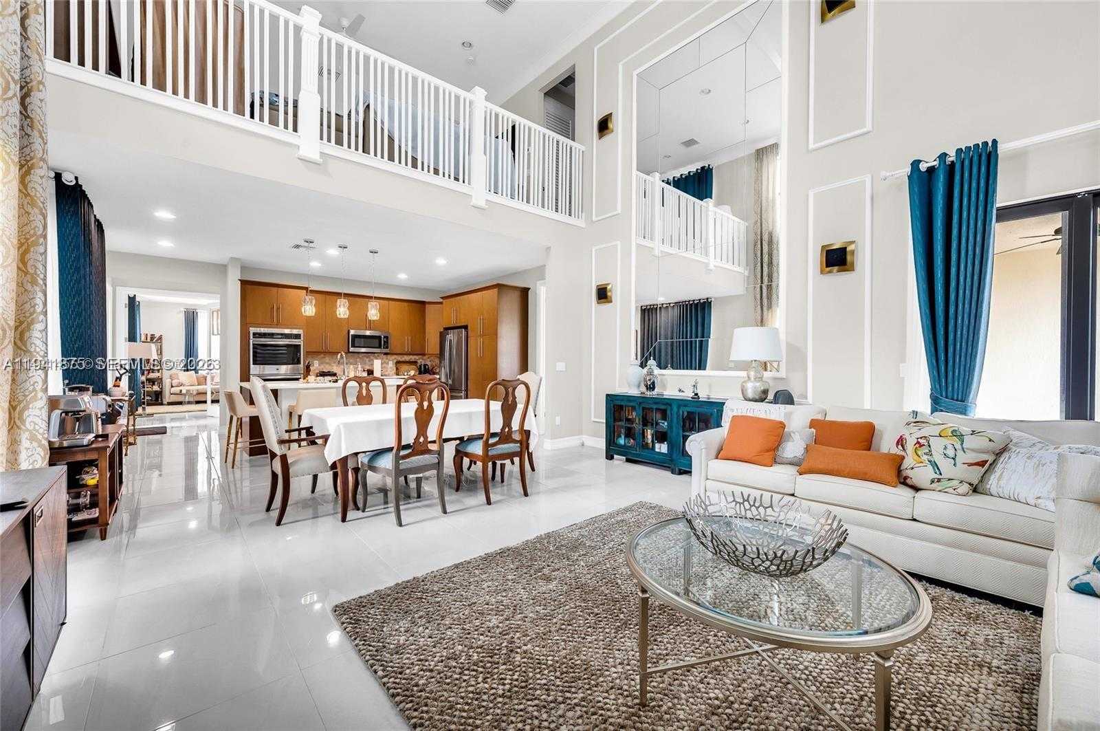 Small Image of 10226 AKENSIDE DR, Boca Raton Number 9