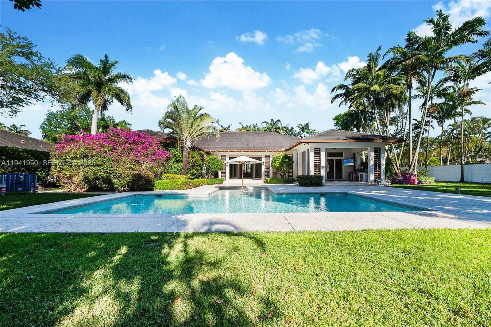 Small Image of 6880 SOUTH WEST 82ND AVE, Miami Number 28