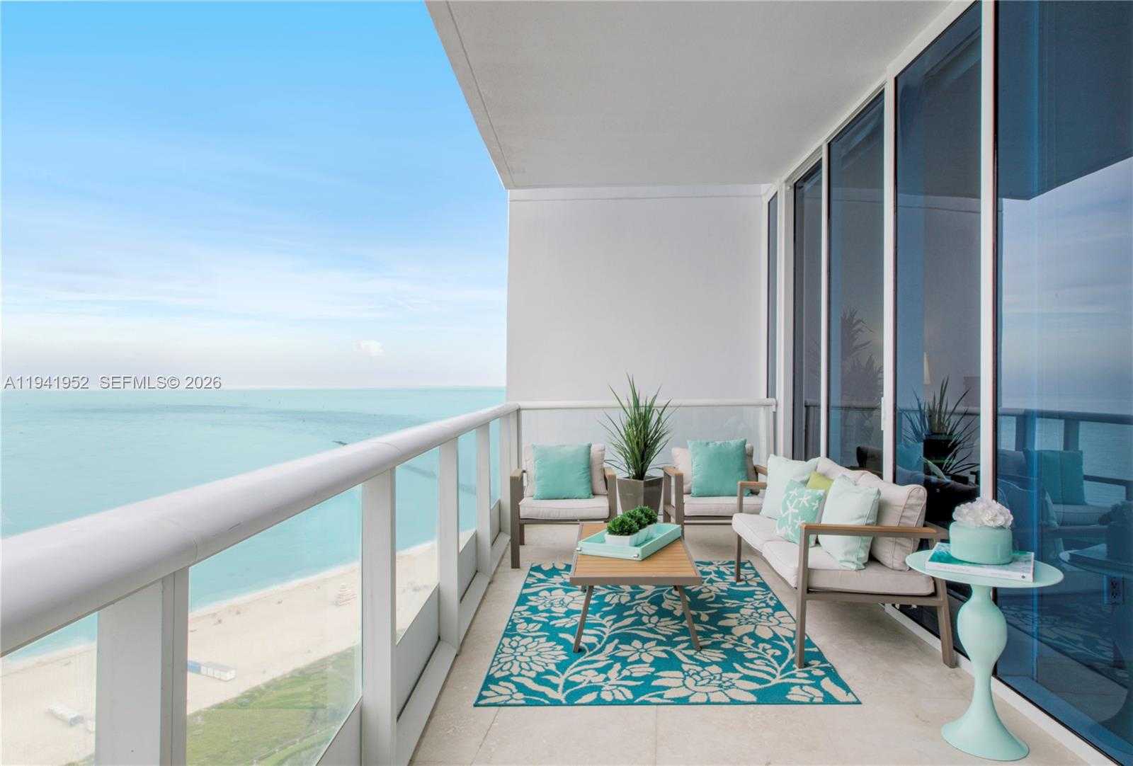 Small Image of 100 SOUTH POINTE DR #2507, Miami Beach Number 13