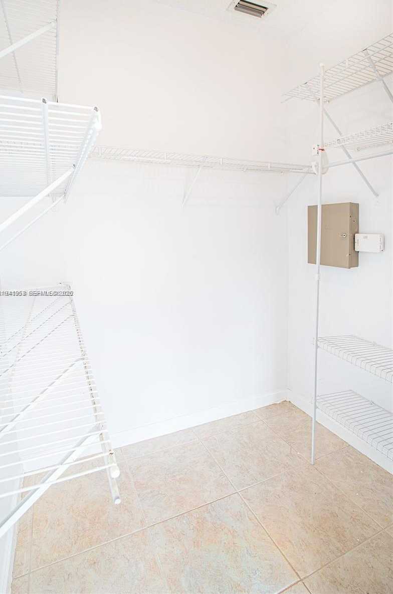 Small Image of 16222 SOUTH WEST 102ND TER, Miami Number 18