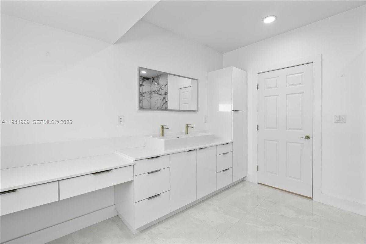 Small Image of 24555 SOUTH WEST 167TH AVE #1, Homestead Number 17