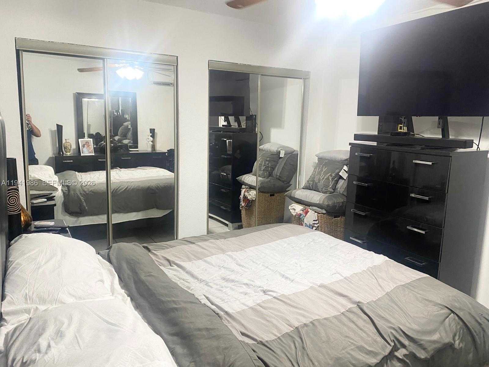 Small Image of 4872 SOUTH WEST 140TH AVE #1, Miami Number 5