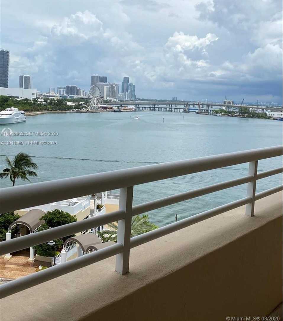 Small Image of 808 BRICKELL KEY DR #1003, Miami Number 17