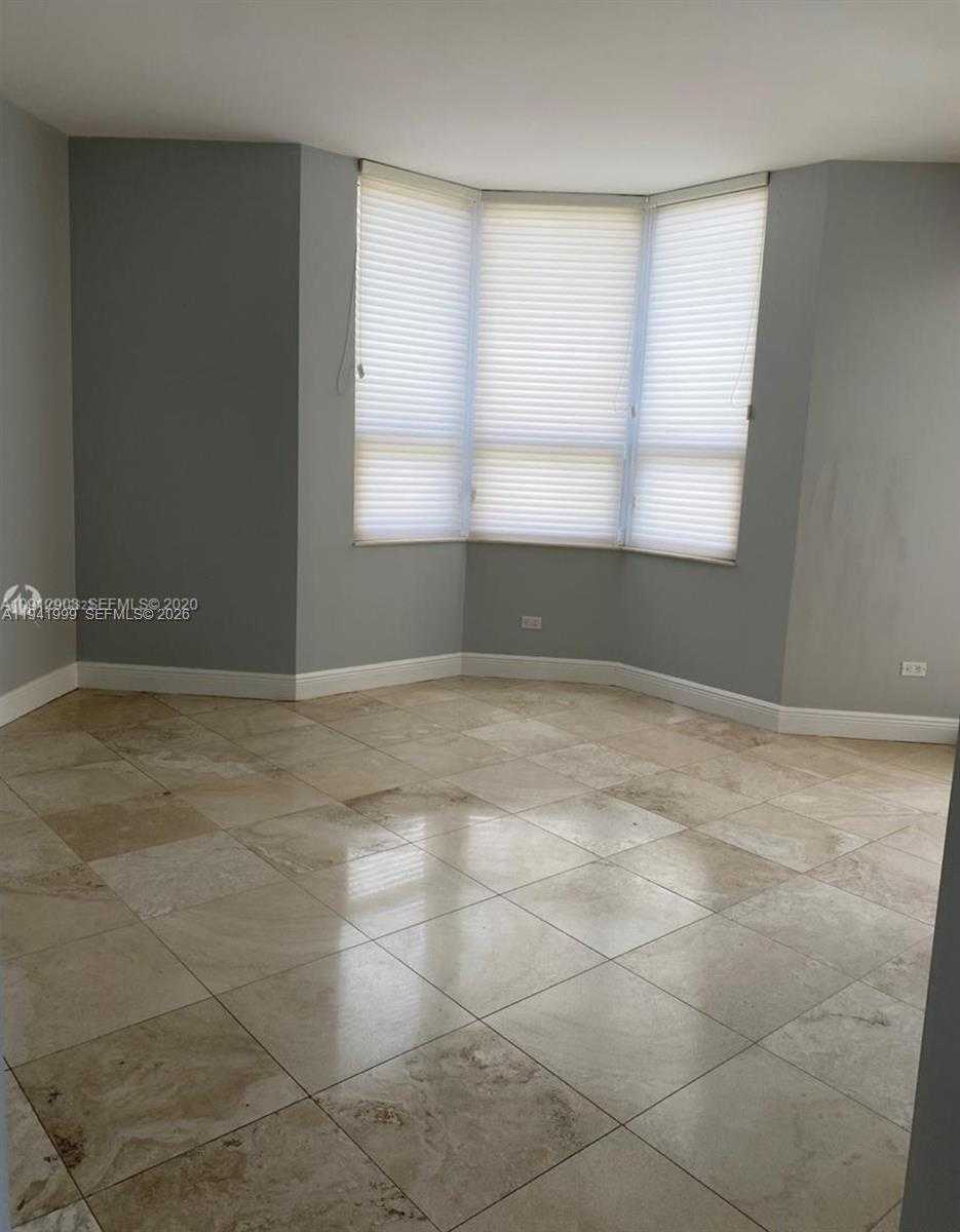 Small Image of 808 BRICKELL KEY DR #1003, Miami Number 23