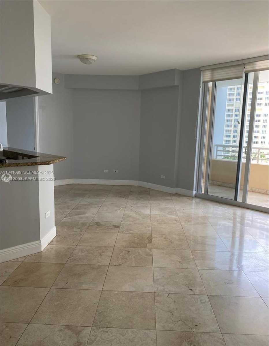 Small Image of 808 BRICKELL KEY DR #1003, Miami Number 25