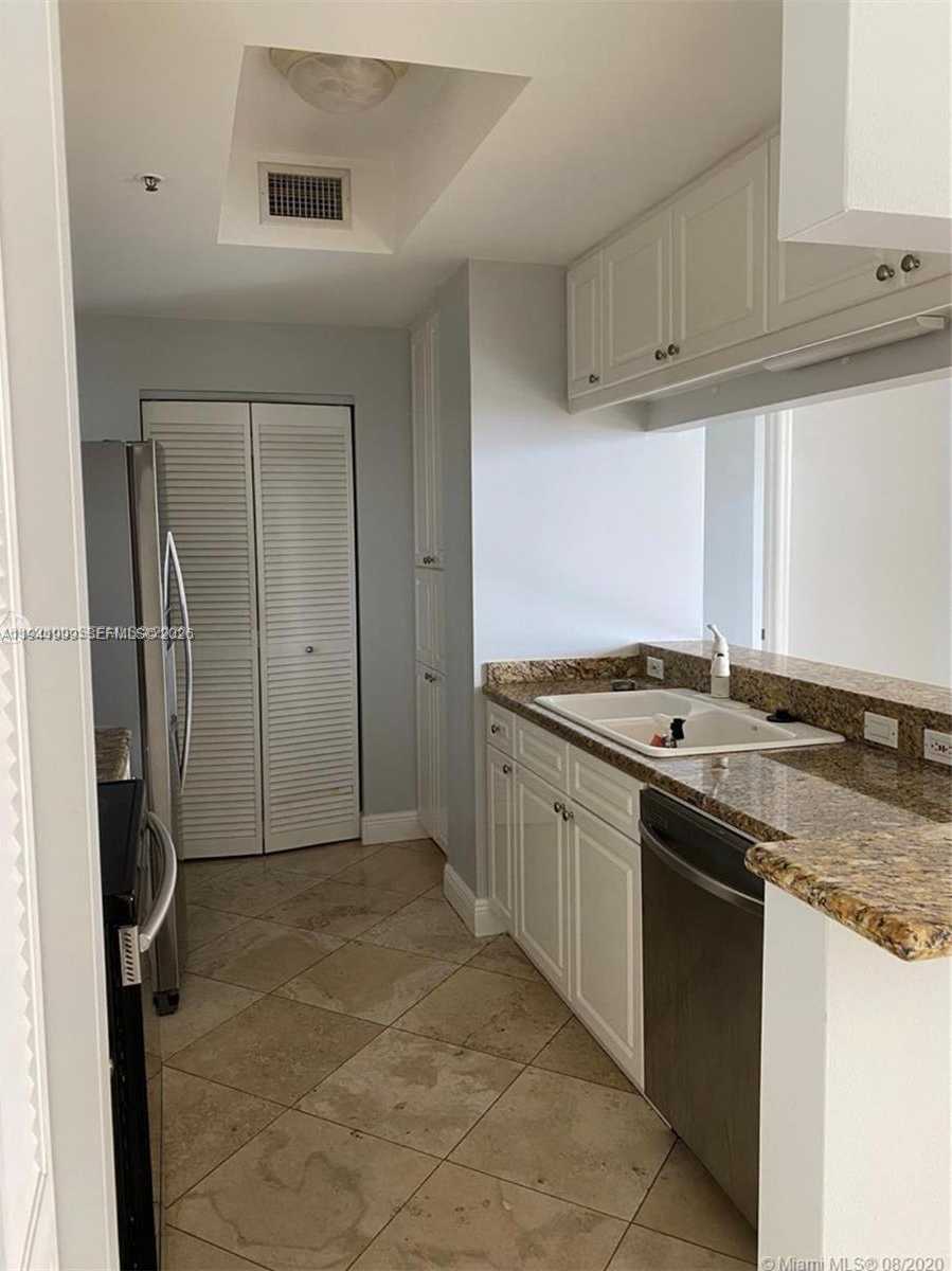 Small Image of 808 BRICKELL KEY DR #1003, Miami Number 28