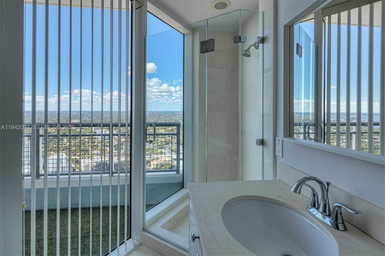 Small Image of 60 SOUTH WEST 13TH ST #4211, Miami Number 17