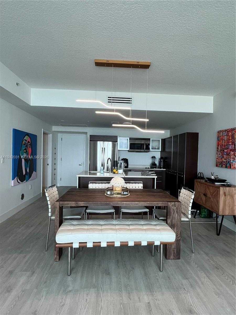 Small Image of 1900 NORTH BAYSHORE DR #1714, Miami Number 2