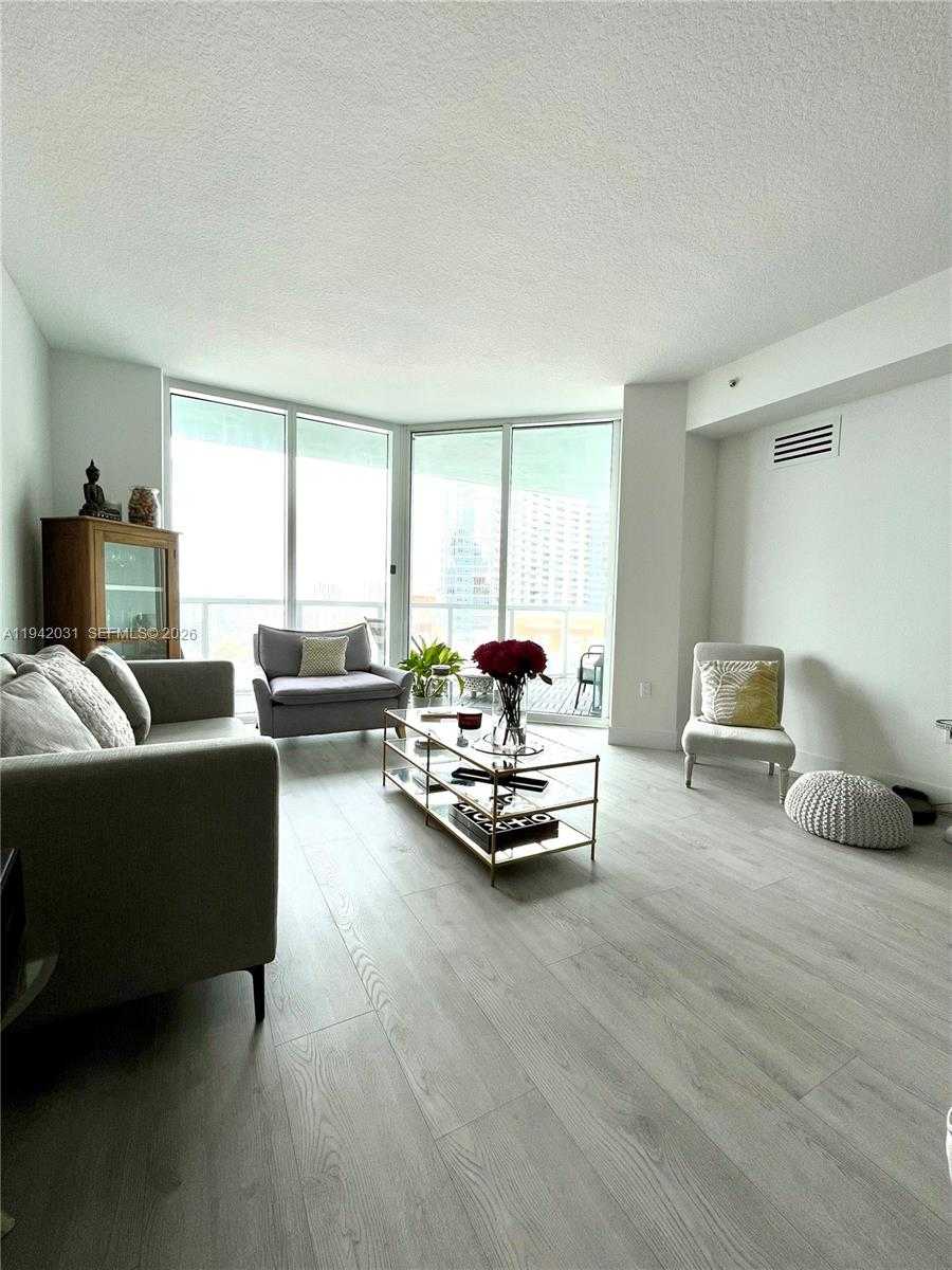 Small Image of 1900 NORTH BAYSHORE DR #1714, Miami Number 5