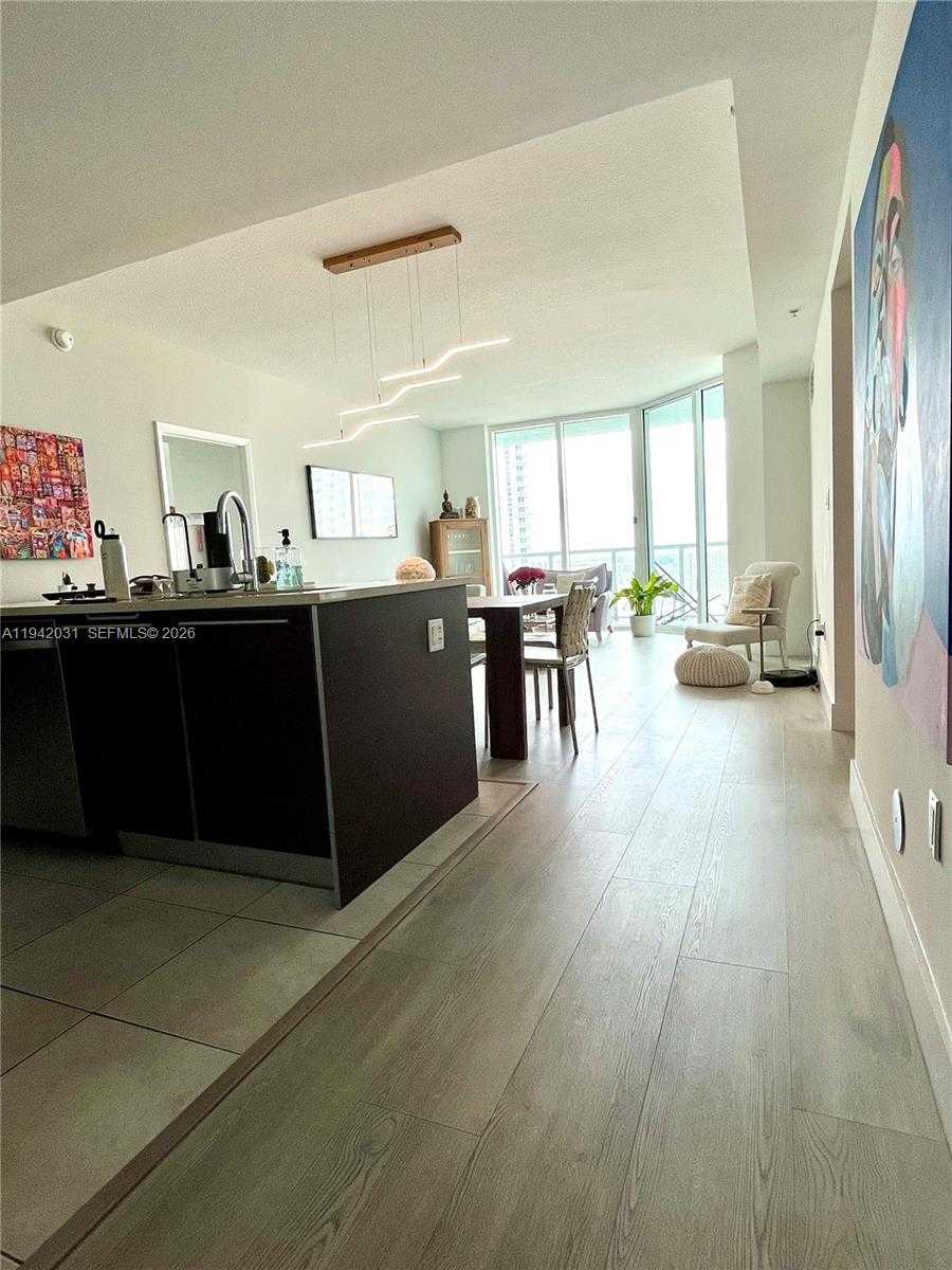 Small Image of 1900 NORTH BAYSHORE DR #1714, Miami Number 9