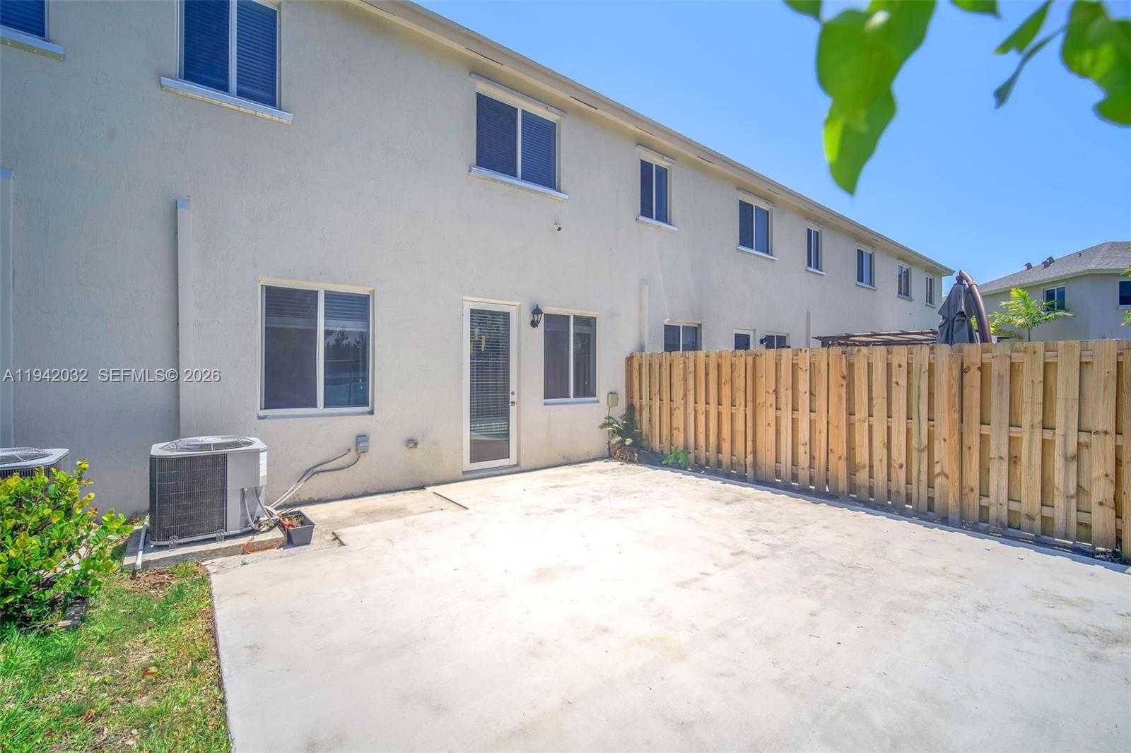 Small Image of 20876 NORTH WEST 9TH PATH #20876, Miami Gardens Number 30