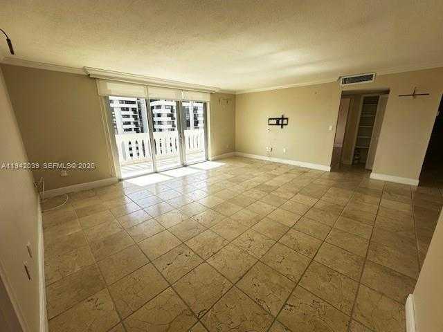 Small Image of 625 BILTMORE WAY #1005, Coral Gables Number 14