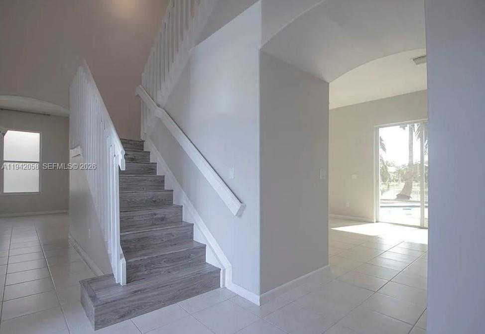 Small Image of 19416 SOUTH WEST 25TH CT, Miramar Number 5