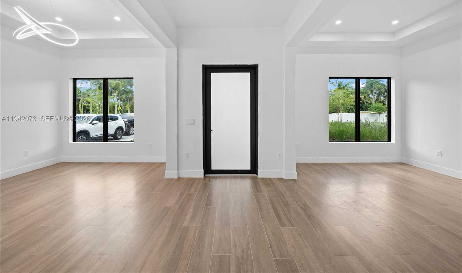 Small Image of 12190 RHINO OAKS DR, Davie Number 6