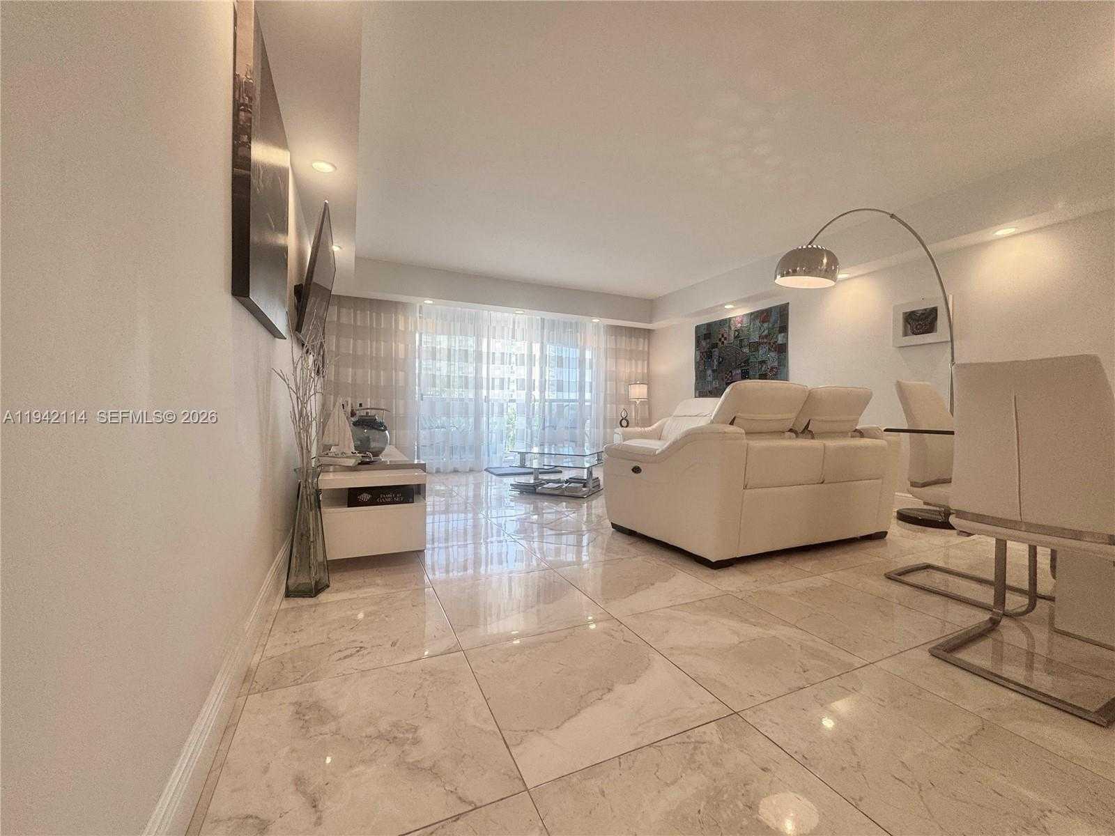 Small Image of 3800 SOUTH OCEAN DR #519, Hollywood Number 11