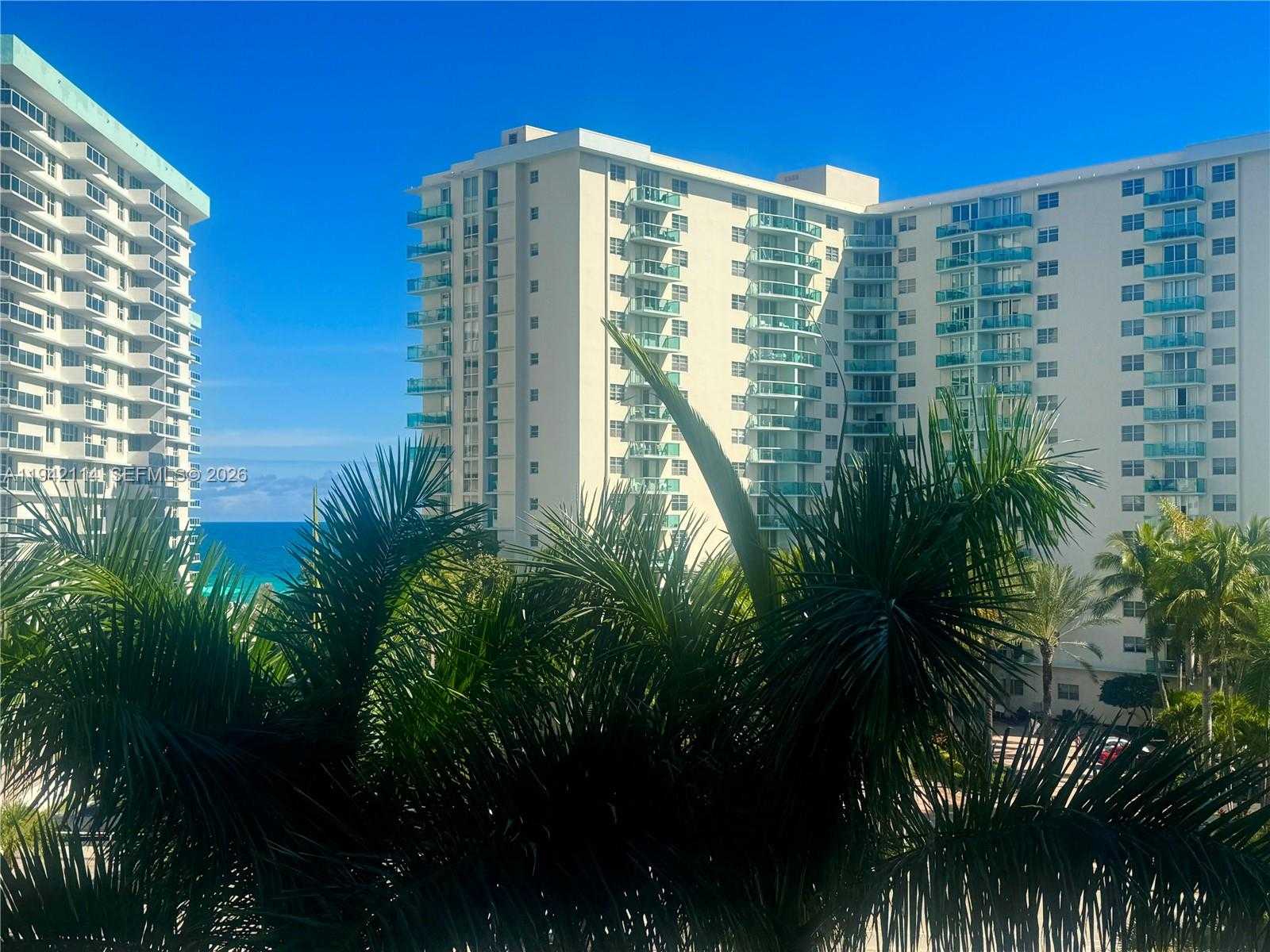 Small Image of 3800 SOUTH OCEAN DR #519, Hollywood Number 23