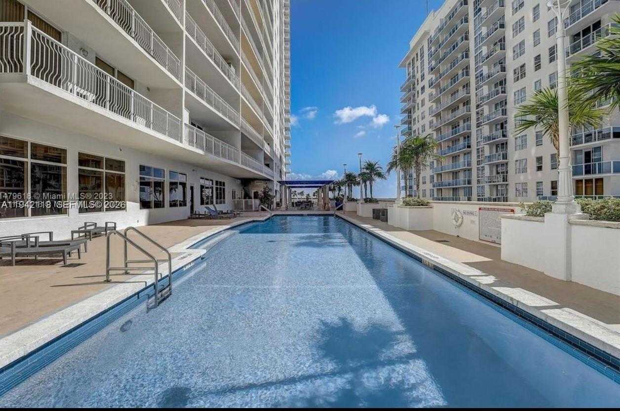 Small Image of 1200 BRICKELL BAY DR #3104, Miami Number 20