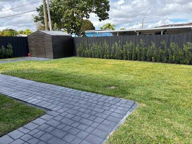 Small Image of 9315 SOUTH WEST 44TH ST #9315, Miami Number 16