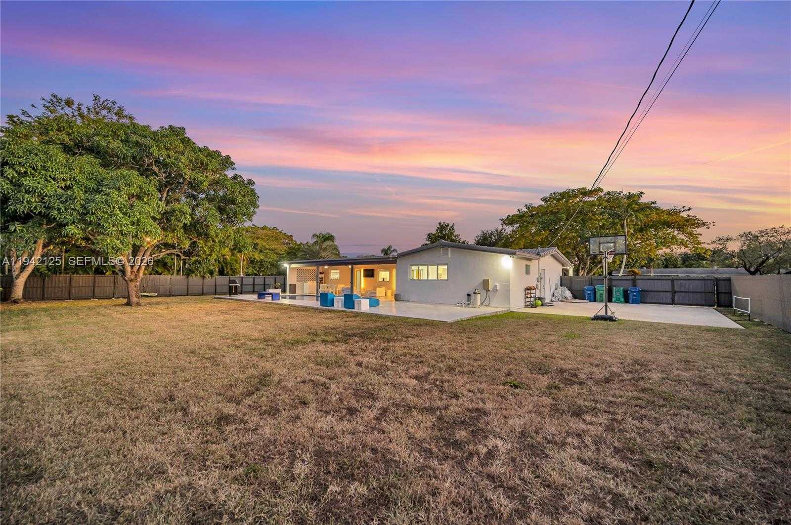 Small Image of 8501 SOUTH WEST 142ND ST, Palmetto Bay Number 15