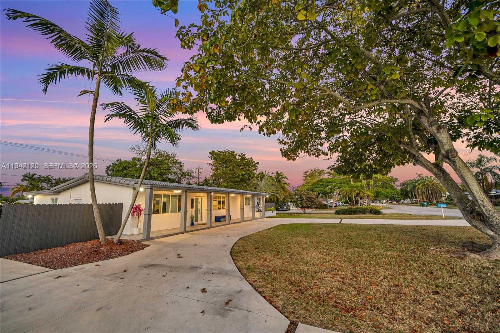 Small Image of 8501 SOUTH WEST 142ND ST, Palmetto Bay Number 22