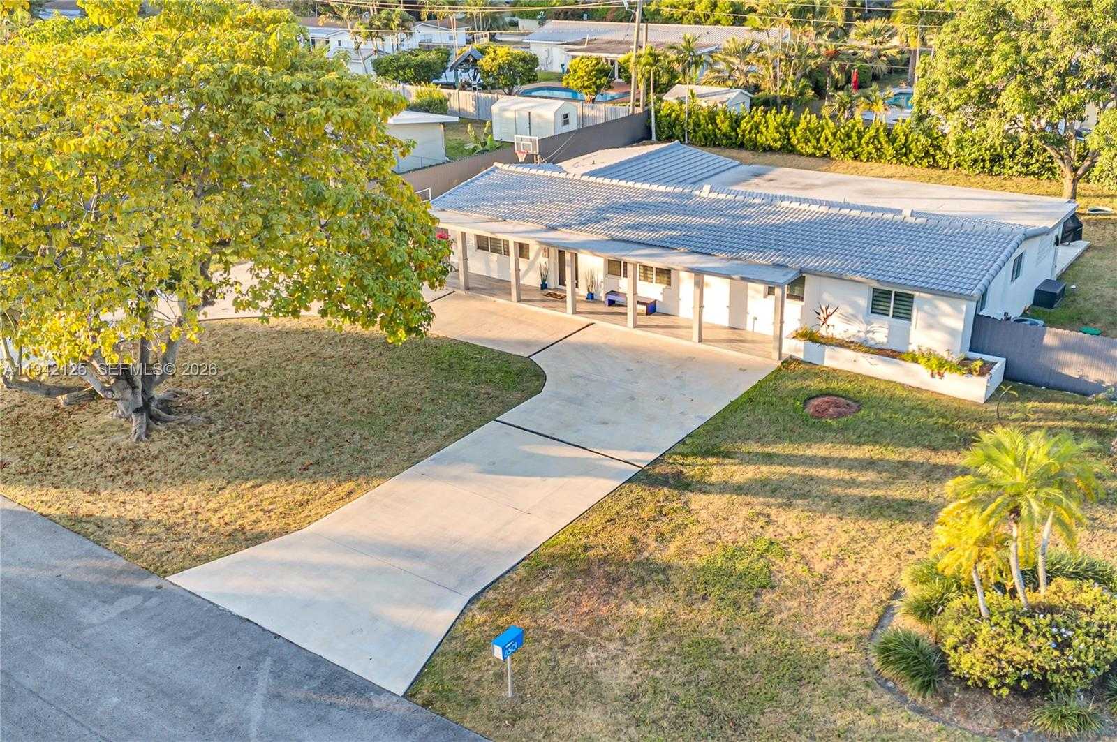 Small Image of 8501 SOUTH WEST 142ND ST, Palmetto Bay Number 46