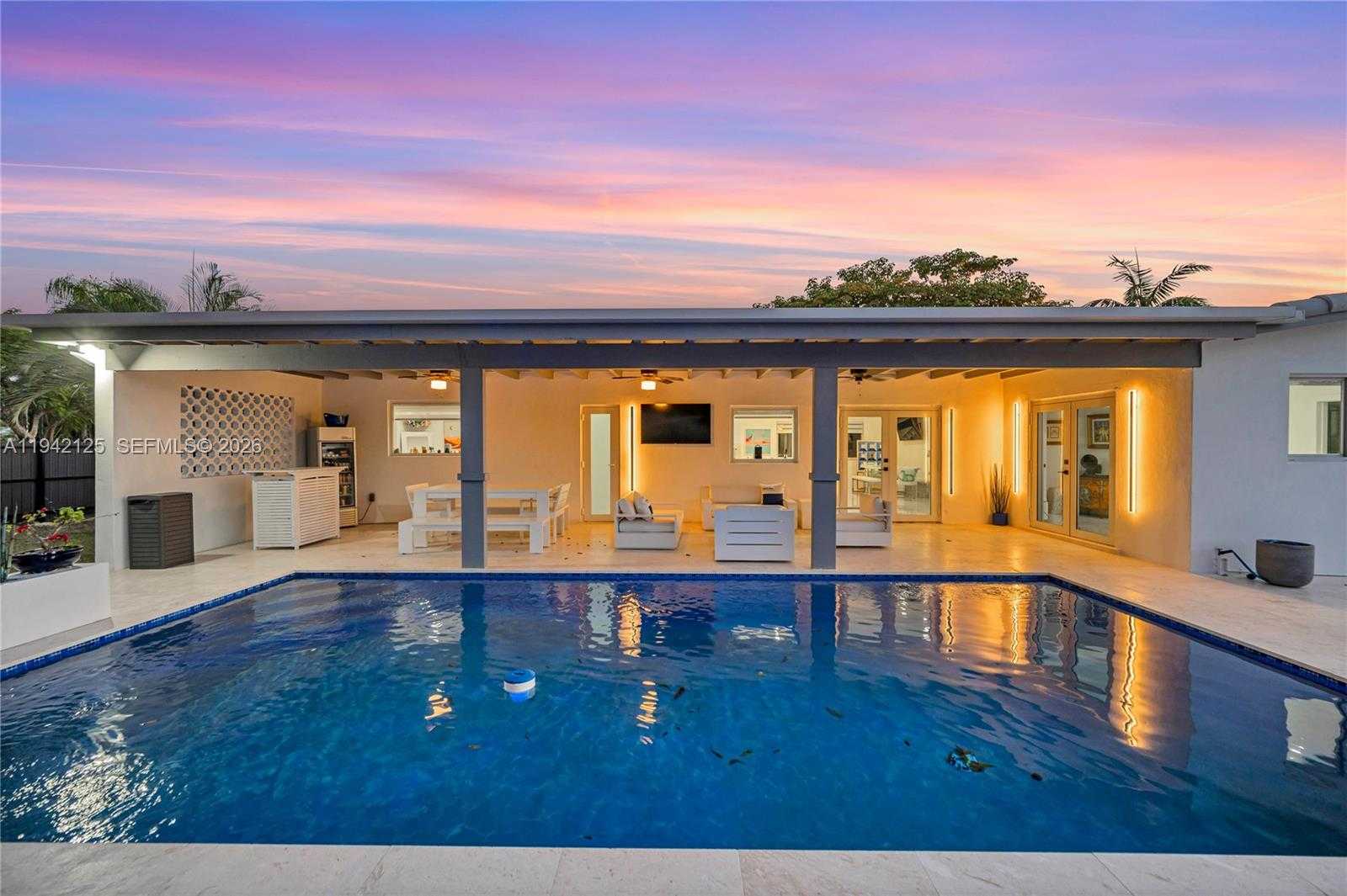 Small Image of 8501 SOUTH WEST 142ND ST, Palmetto Bay Number 5