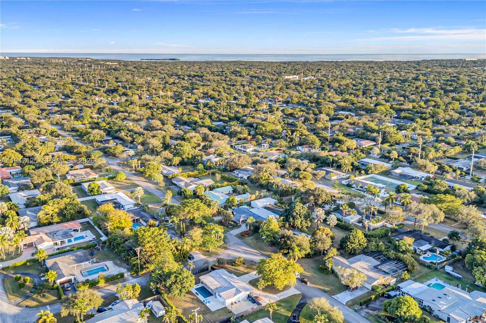 Small Image of 8501 SOUTH WEST 142ND ST, Palmetto Bay Number 52