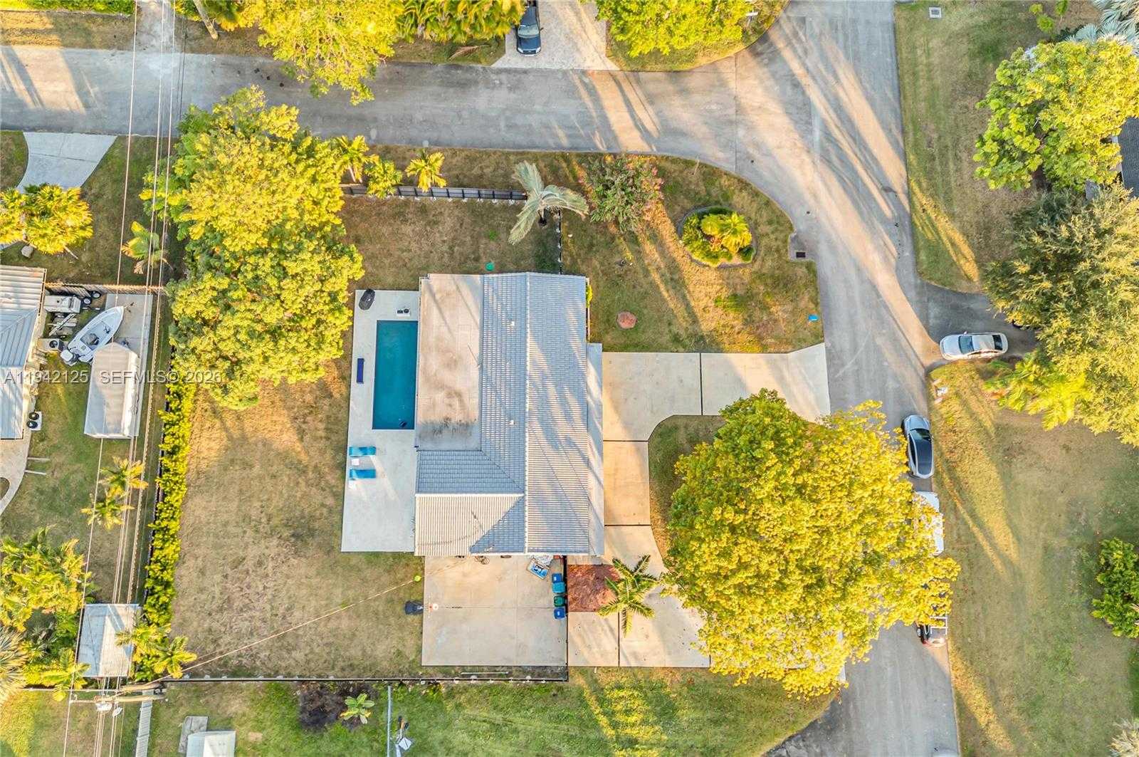 Small Image of 8501 SOUTH WEST 142ND ST, Palmetto Bay Number 53