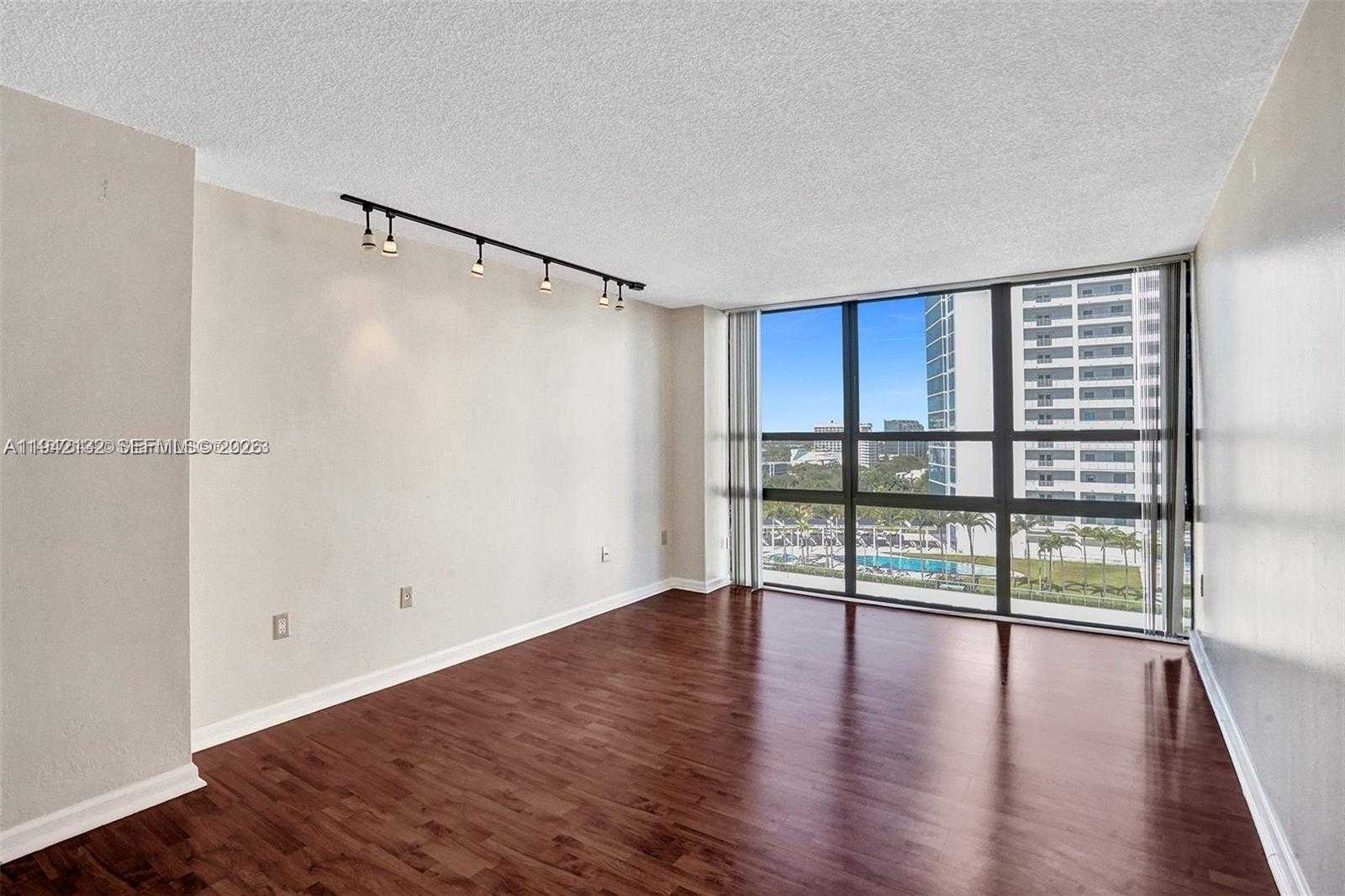 Small Image of 600 NORTH EAST 36TH ST #1423, Miami Number 14
