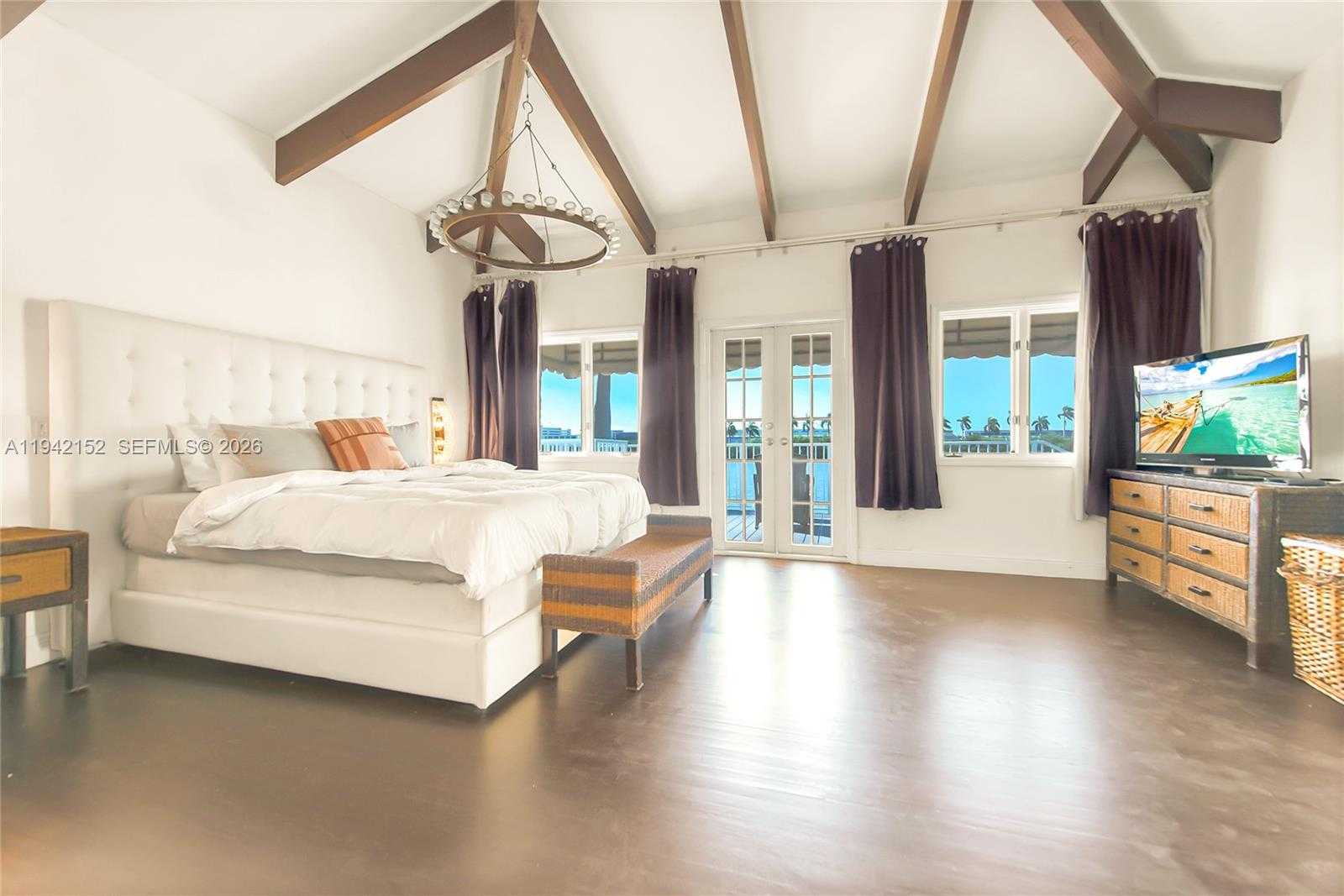 Small Image of 224 SOUTH COCONUT LN, Miami Beach Number 13