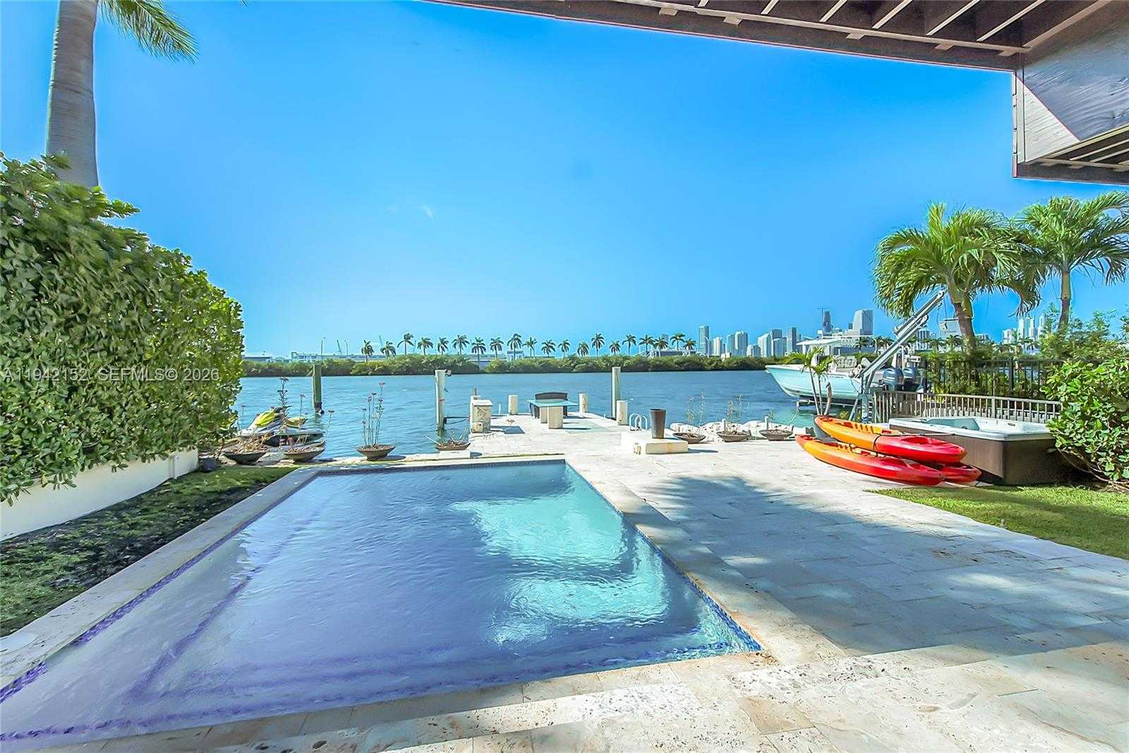 Small Image of 224 SOUTH COCONUT LN, Miami Beach Number 22