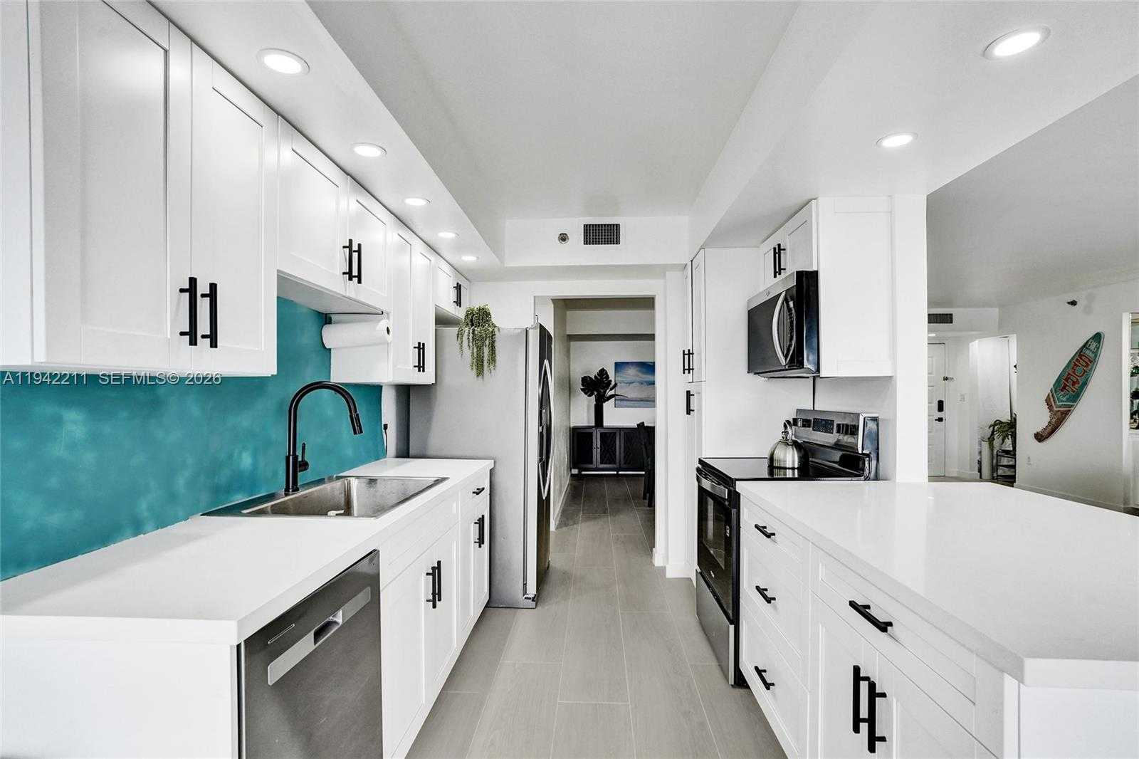 Small Image of 1201 SOUTH OCEAN DR #908S, Hollywood Number 23